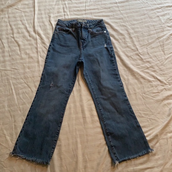 Top Shop - Dree Crop Denim - worn a few times - Picture 6 of 10